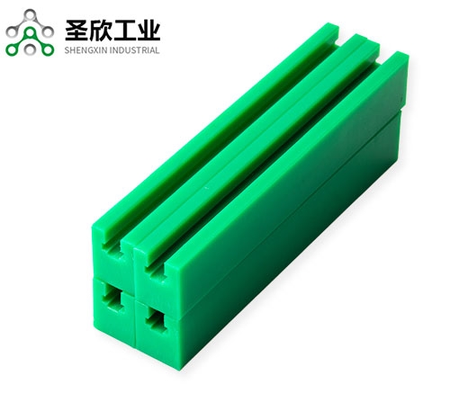 鏈條導向條廠家為您介紹?自動注油器的特點